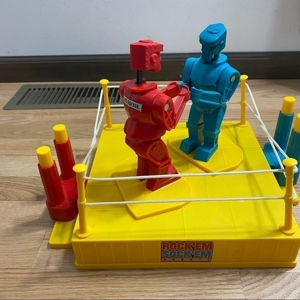 Vintage Mattel Rock’em Sock’em Robots Tabletop Game
